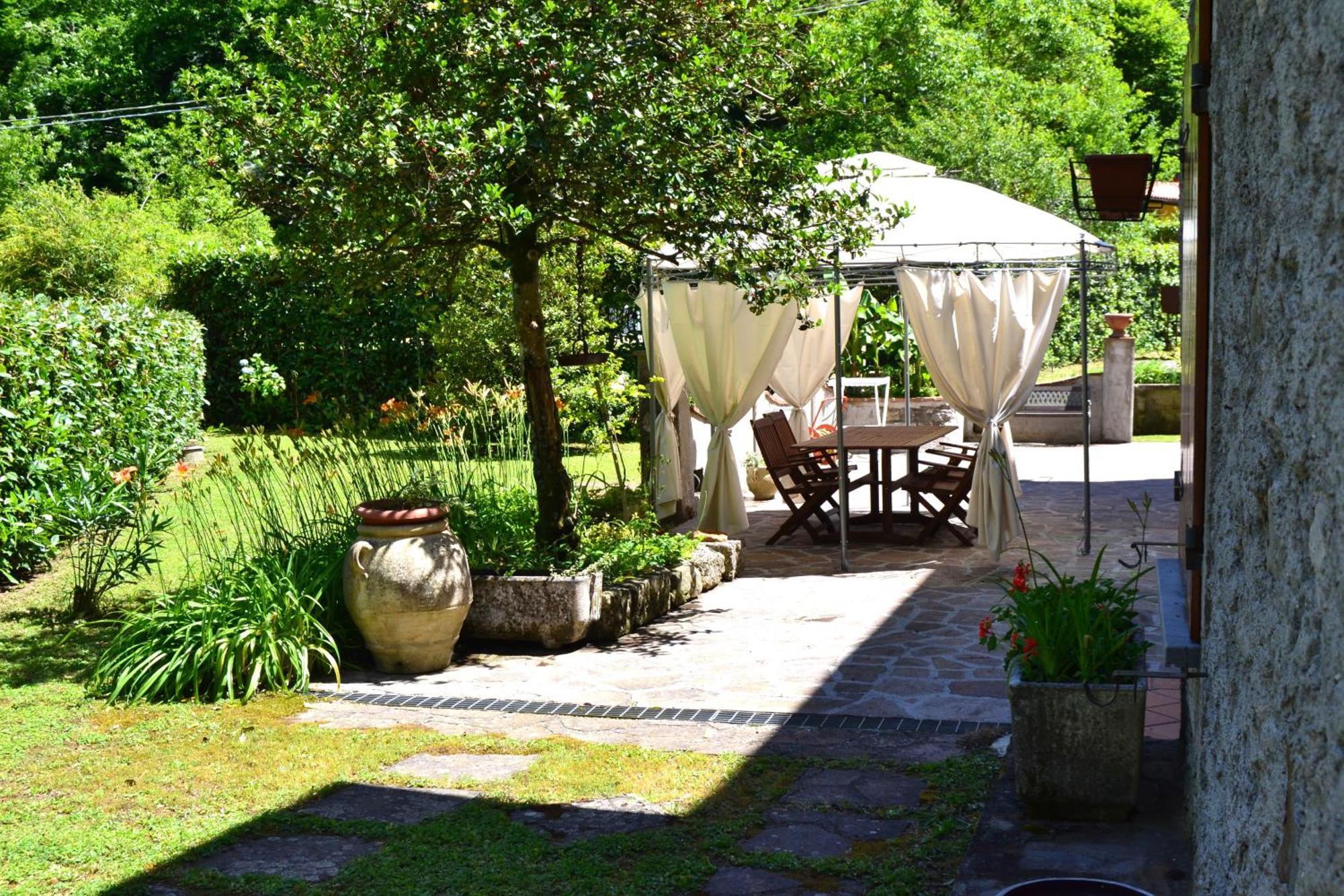 Casa Vacanze Il Boscaccio "Casa Massimo" Fornovolasco Esterno foto